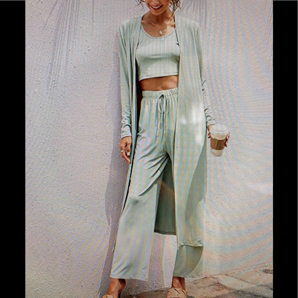 Women’s Pajama Set 3 piece Loungewear w/crop top, loose bottoms and cardigan